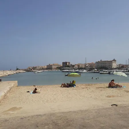 Mawi - Peaceful Apt. W/ Double Bed - 9min Walk To Ortigia Hébergement de vacances *